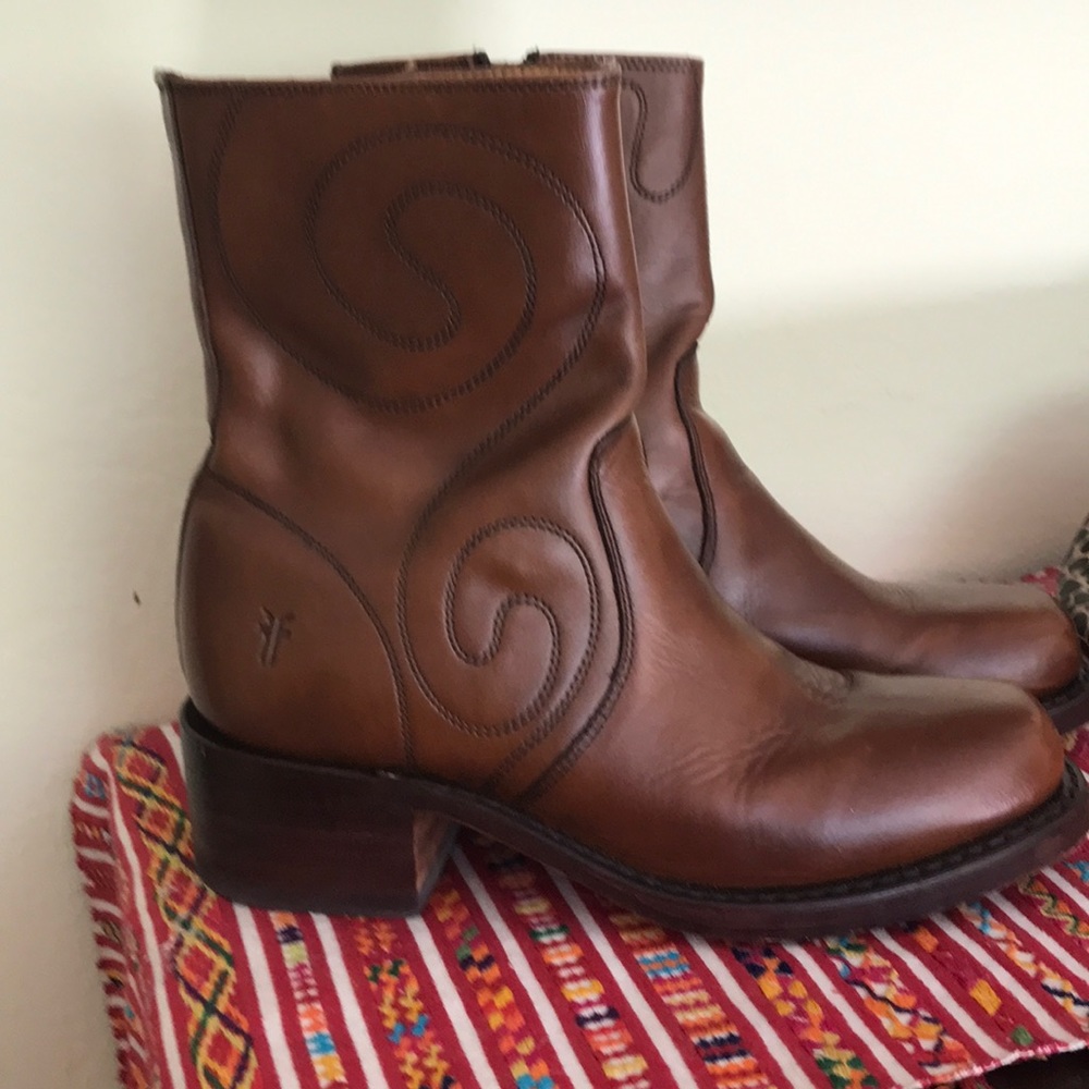 Brown Frye Short Boots